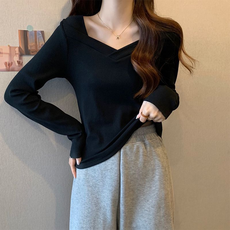 V-Neck Long Sleeve Solid Top