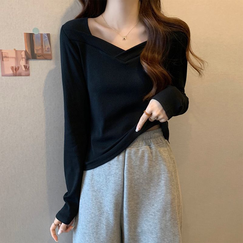 V-Neck Long Sleeve Solid Top