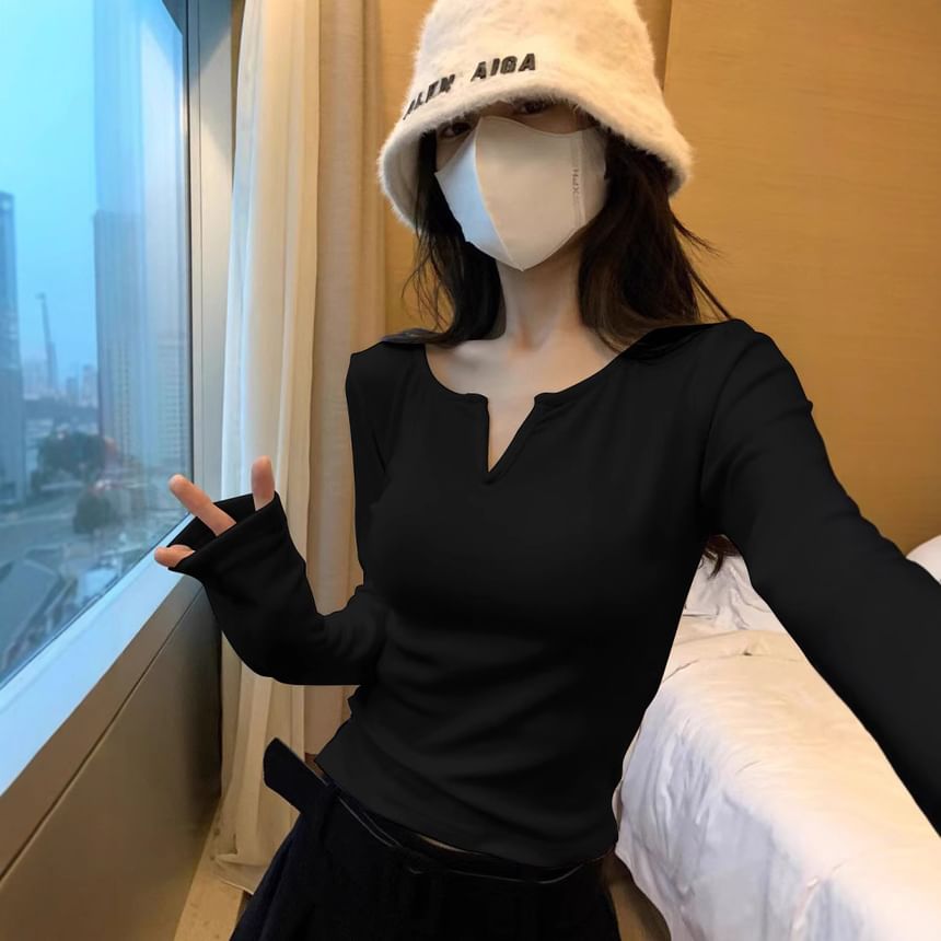 Notched Solid Long Sleeve Tee