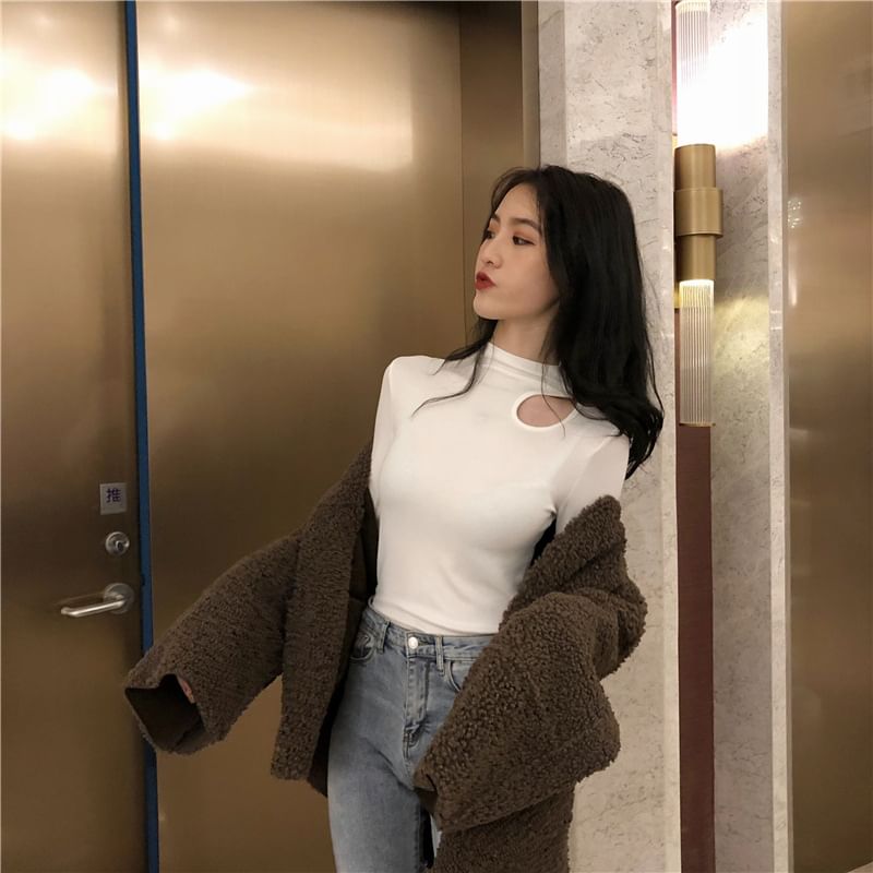 Cutout Solid Long Sleeve Top