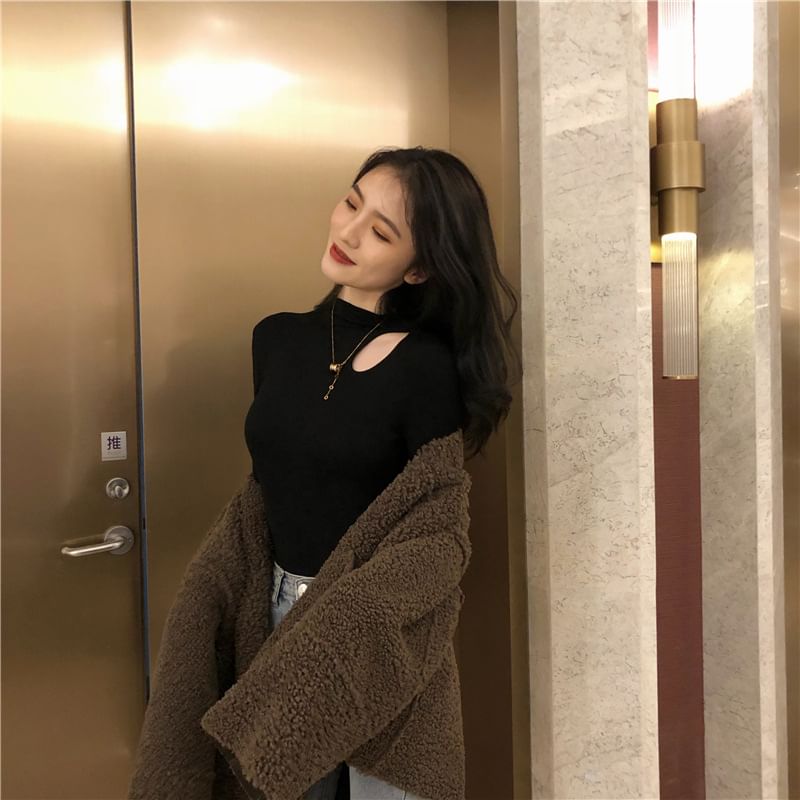 Cutout Solid Long Sleeve Top