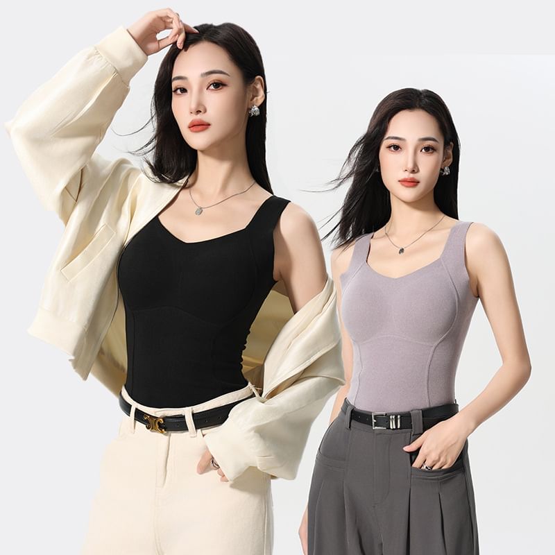 Solid Padded Sleeveless Fitted Tank