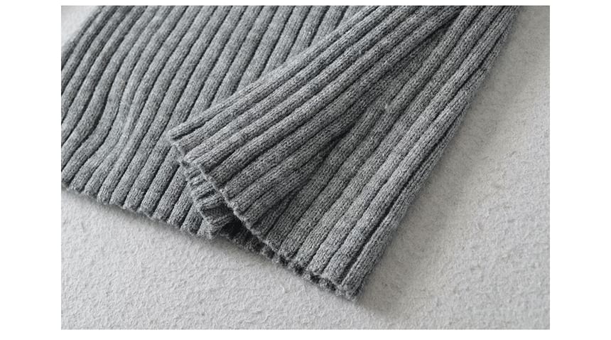 Ribbed V-Neck Solid Knit Sweater