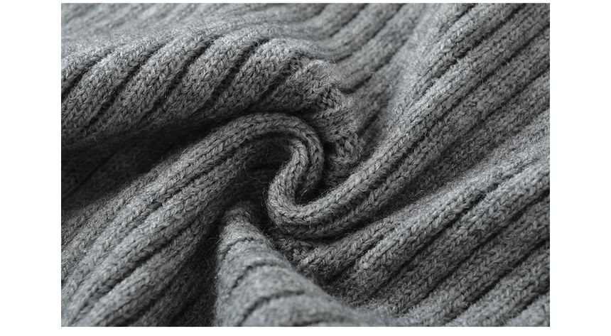 Ribbed V-Neck Solid Knit Sweater
