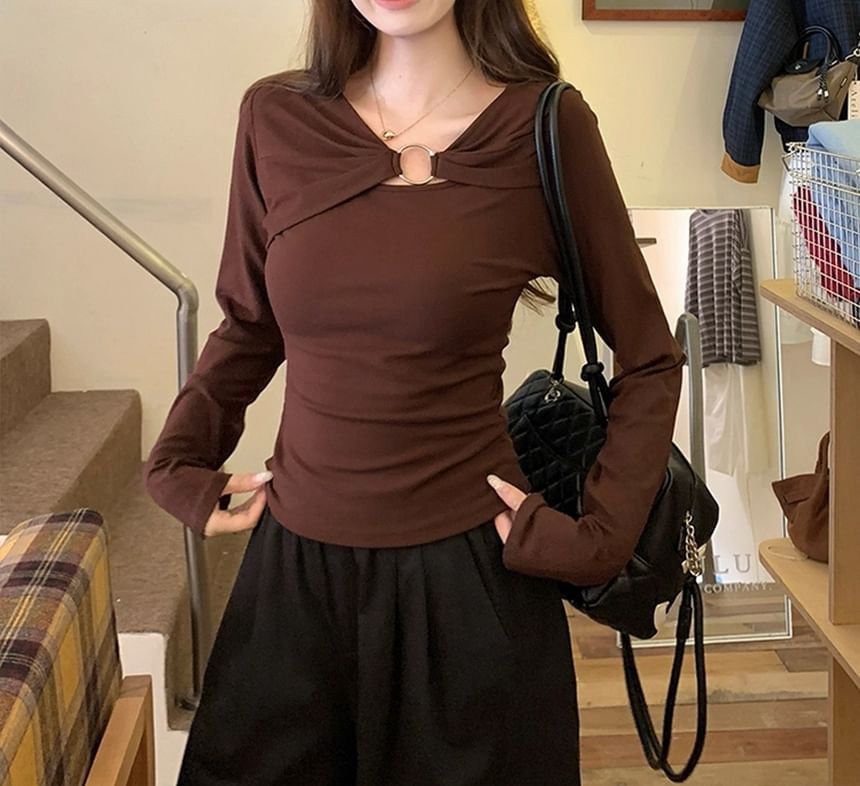 Cutout Ruched Slim Long Sleeve Jersey Top