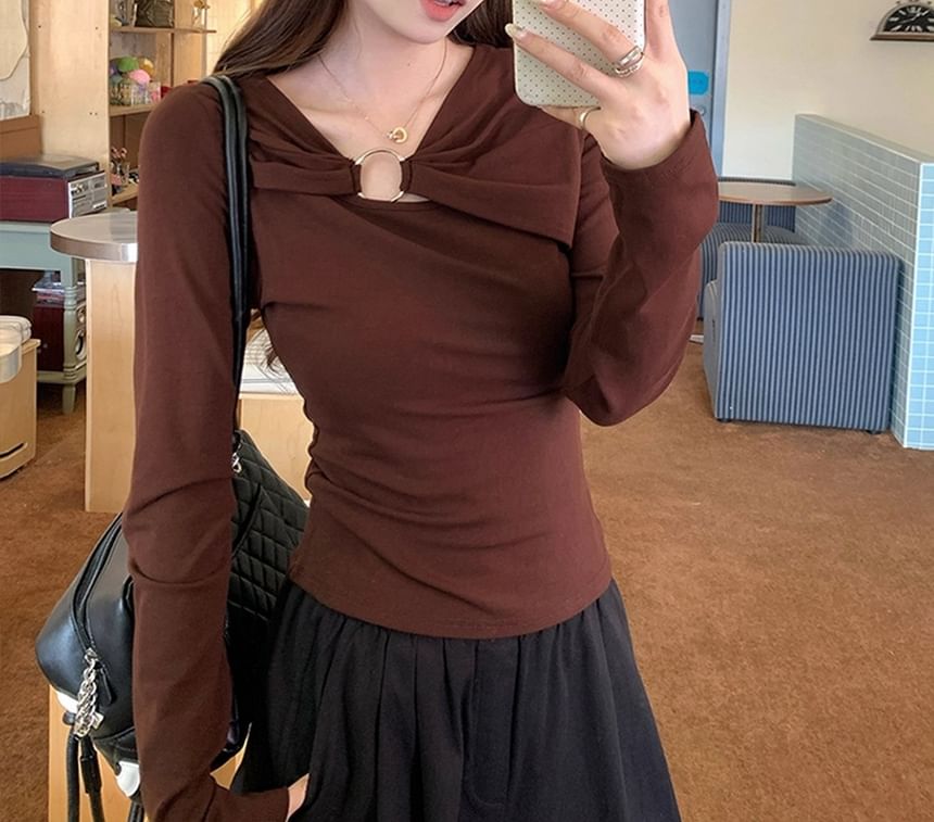 Cutout Ruched Slim Long Sleeve Jersey Top