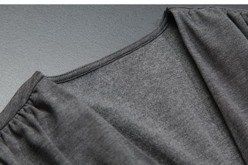 Ruched Plunge Slim Fit Crop Tee