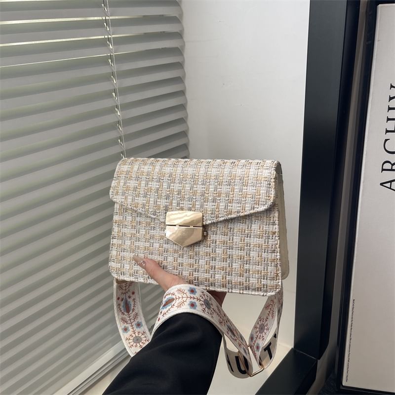 Plaid Buckled Flap Crossbody Bag