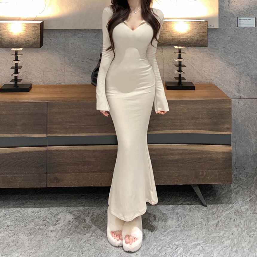 Long-Sleeve Notched Plain Maxi Mermaid Dress