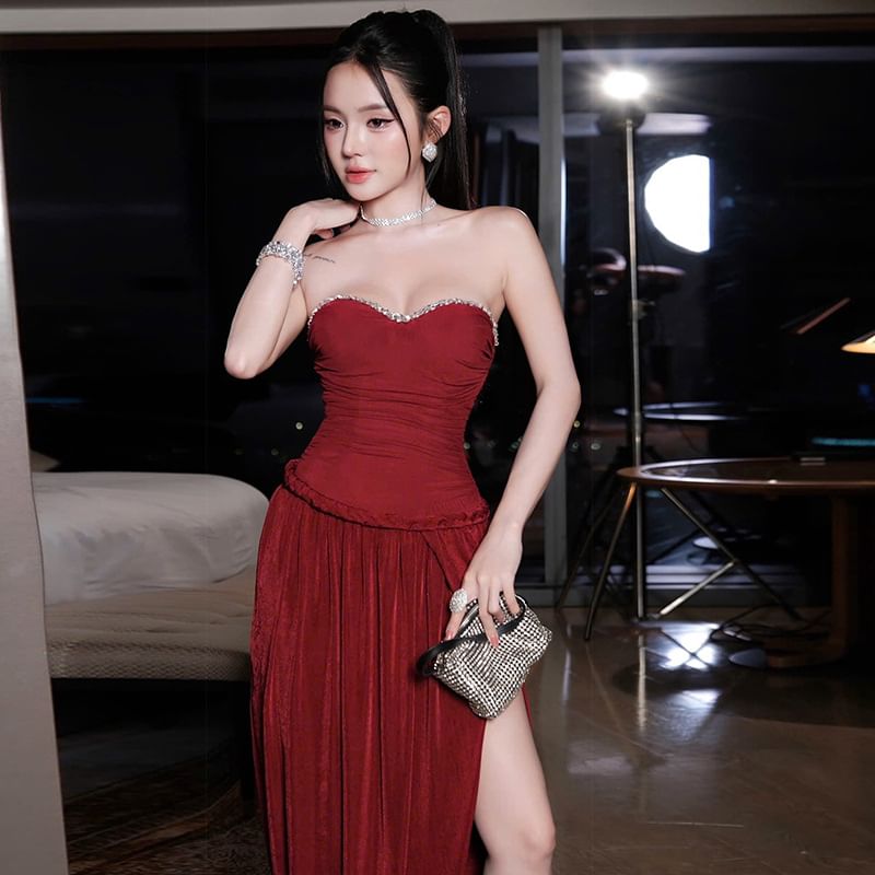 Sleeveless Sequin Panel Plain Slit Maxi Dress