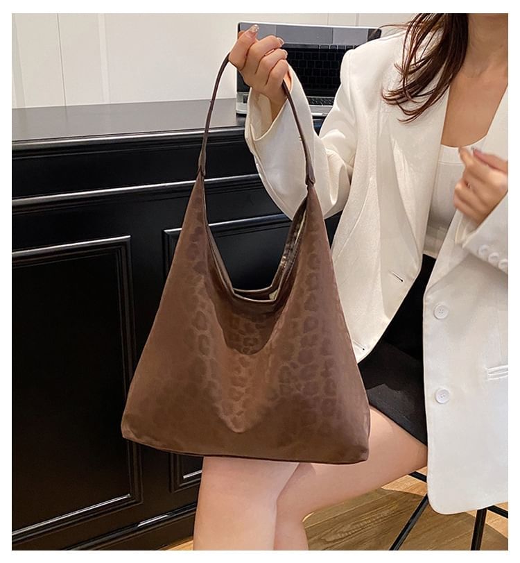 Leopard Patterned Shoulder Bag