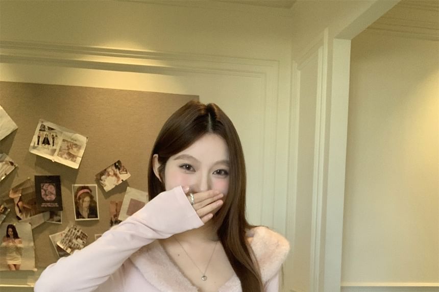 Fluffy Collar Lace-Up Plain T-Shirt Long Sleeve