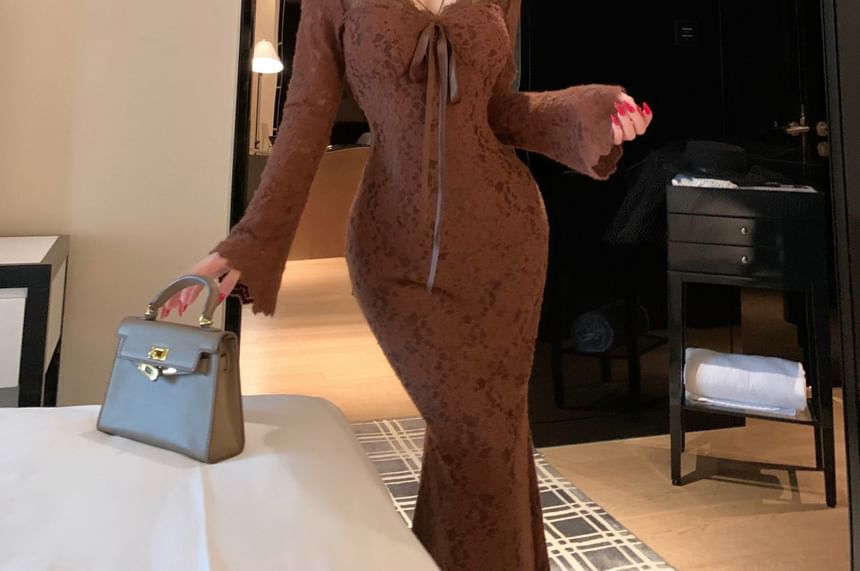 Long-Sleeve V-Neck Lace Maxi Bodycon Dress