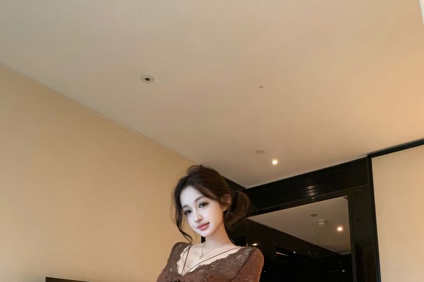 Long-Sleeve V-Neck Lace Maxi Bodycon Dress