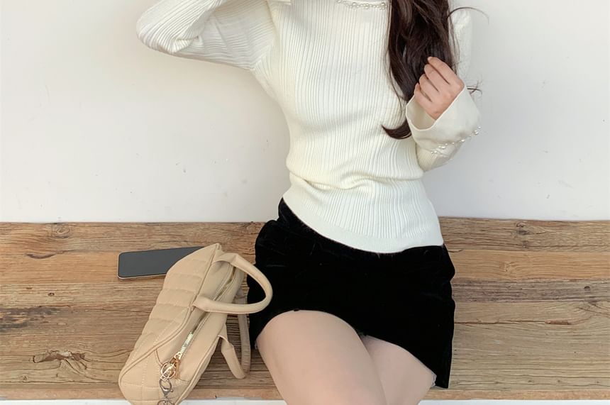 Faux Pearl Ribbed Crew Neck Knit Top