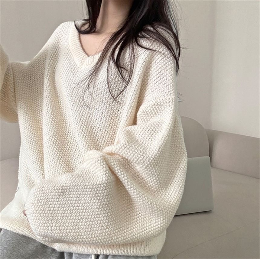 Simple V-Neck Knitwear