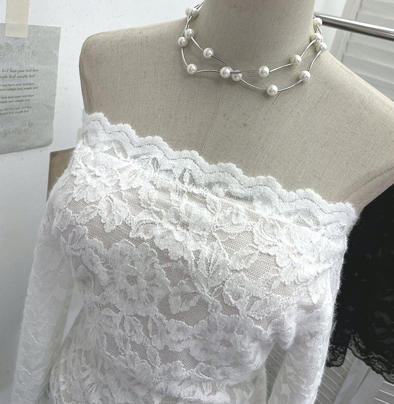 Cutout Tie Back Lace Slim Top