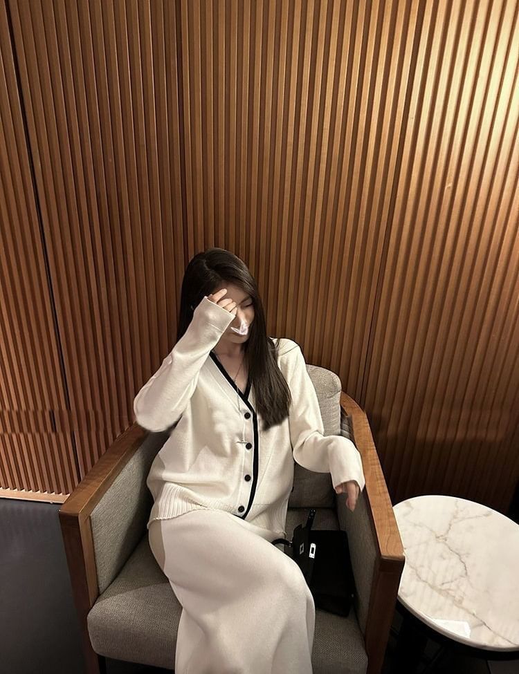 Set: V-Neck Contrast Trim Cardigan + High Waist Plain Knit Maxi Pencil Skirt