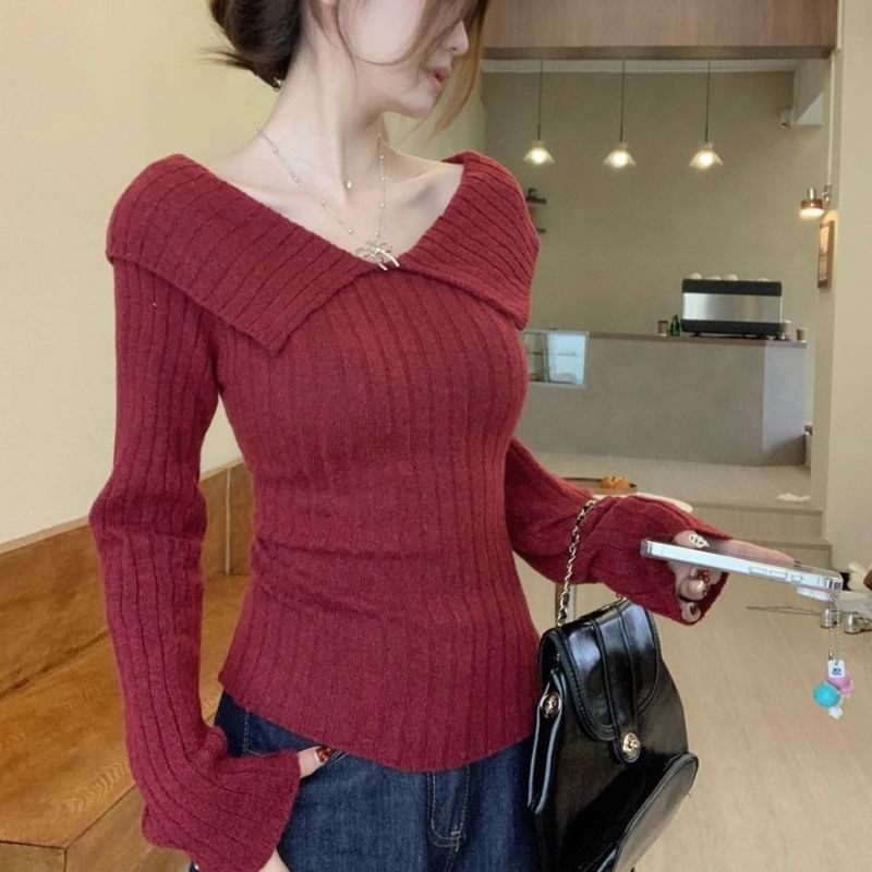 V-Neck Knit Top Long Sleeve