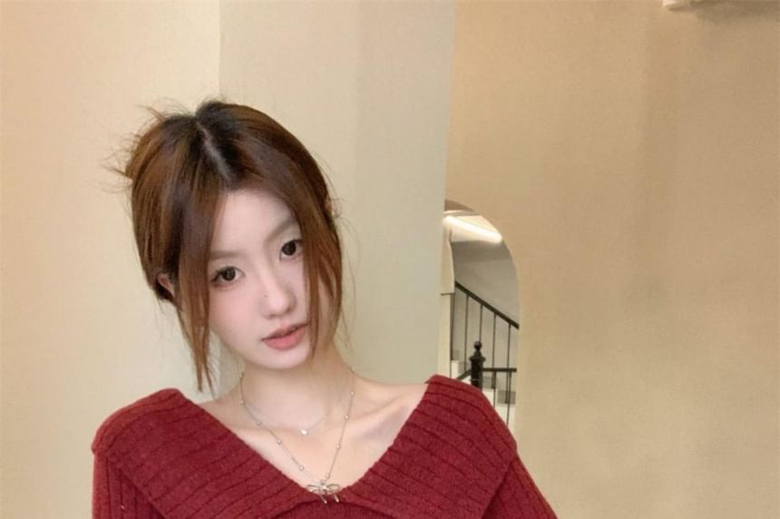 V-Neck Knit Top Long Sleeve