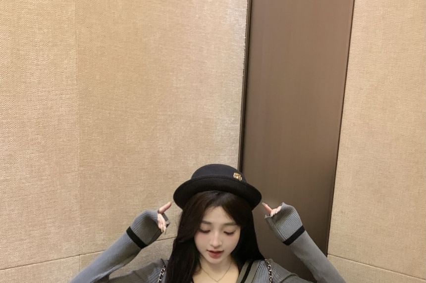 Sailor Collar V-Neck Knit Top