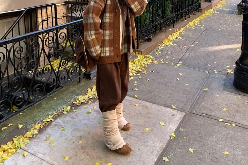 Set: V-Neck Plaid Button Up Cardigan + Scarf