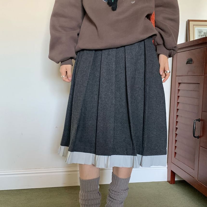 Two Tone Pleated Midi A-Line Skirt High Rise