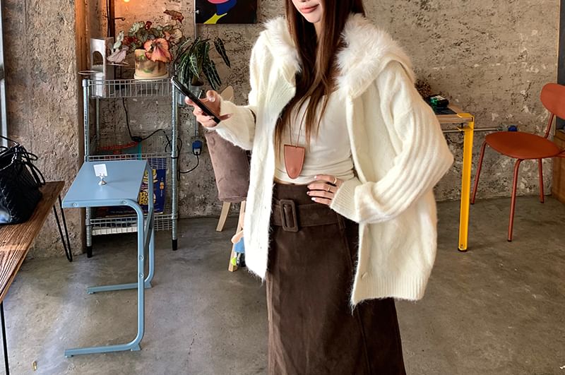 Plain Fluffy Trim Cable-Knit Cardigan