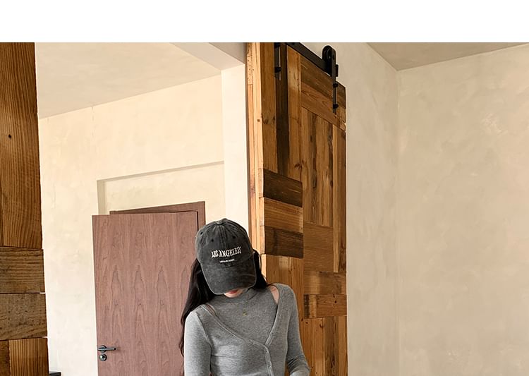 Set: Sleeveless Mock Neck Plain Top + V-Neck Plain Cardigan