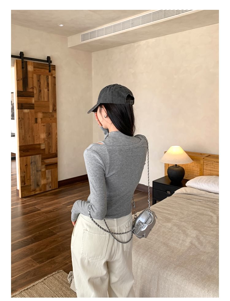 Set: Sleeveless Mock Neck Plain Top + V-Neck Plain Cardigan