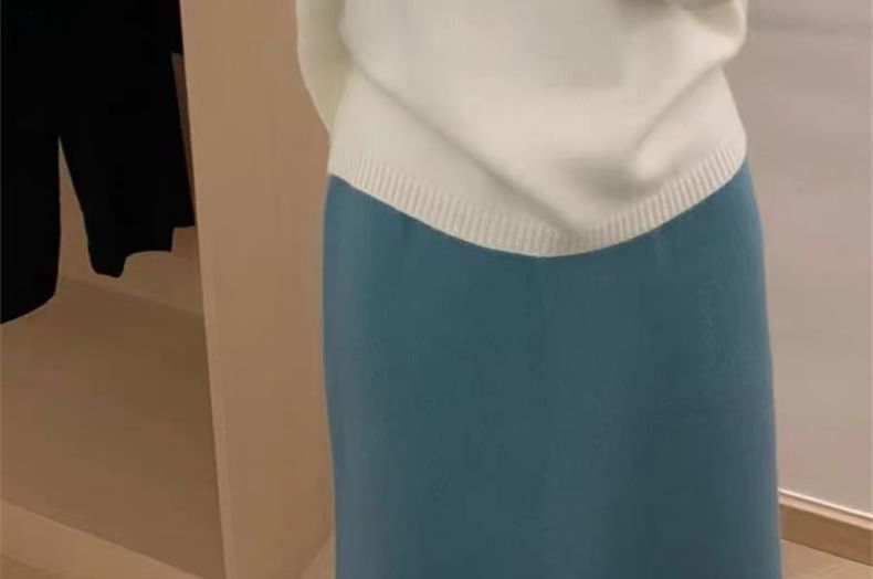 Collar Sweater with Lace Trim
