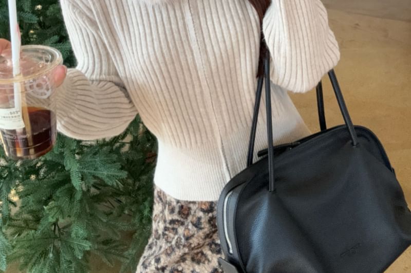 Furry Collar Zip-up Plain Cardigan / Leopard Print Mini Skirt