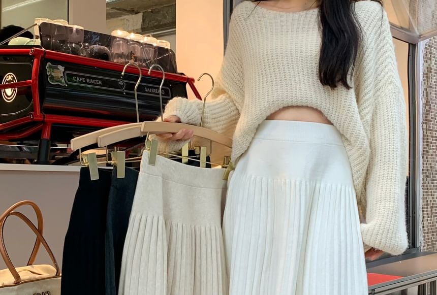 Pleated Solid Skirt High Waist