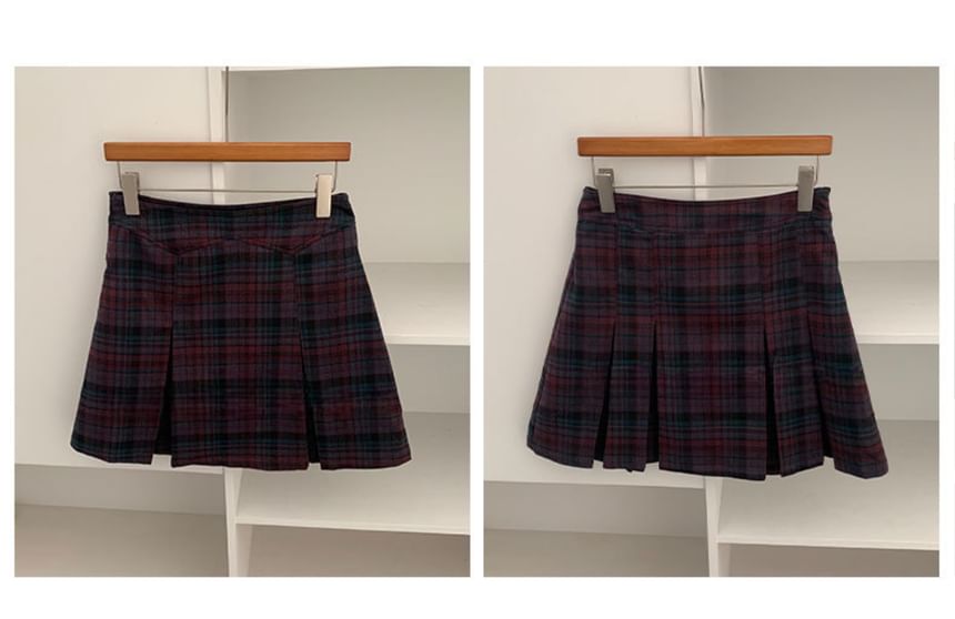 High-Rise Plaid Pleated Mini A-Line Skirt