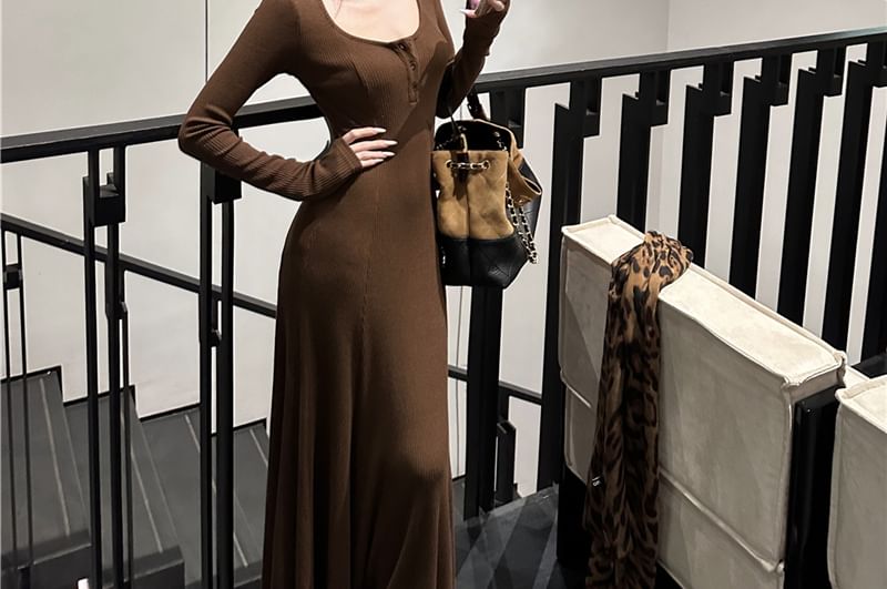 Long-Sleeve Plain Maxi Henley Mermaid Dress