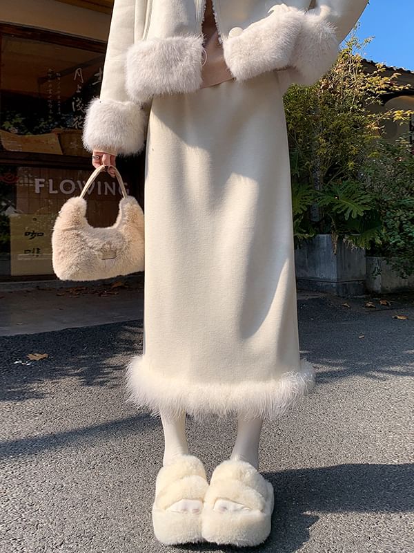 Fluffy Trim Fleece-Lined Midi Pencil Skirt