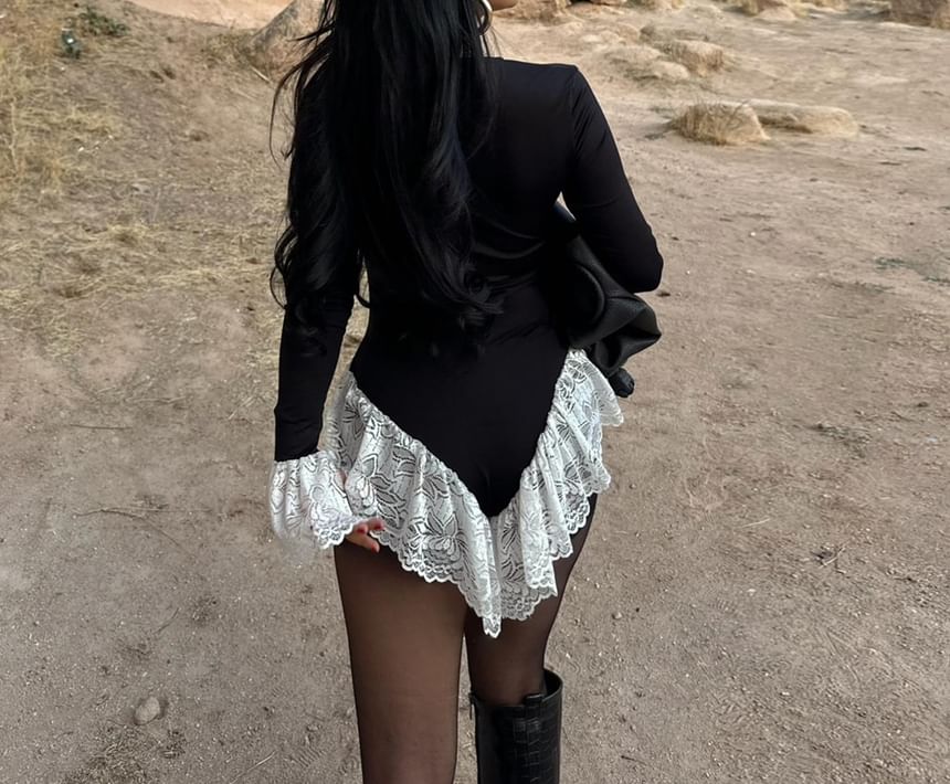 Lace Panel Scoop Neck Bodysuit Top