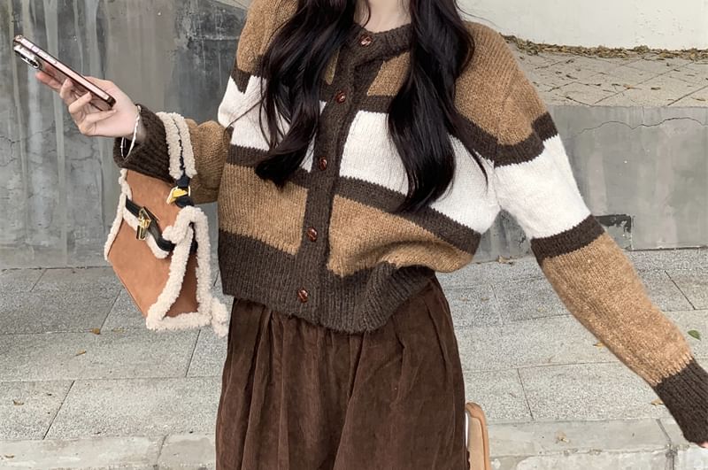 Crewneck Color Block Crop Cardigan