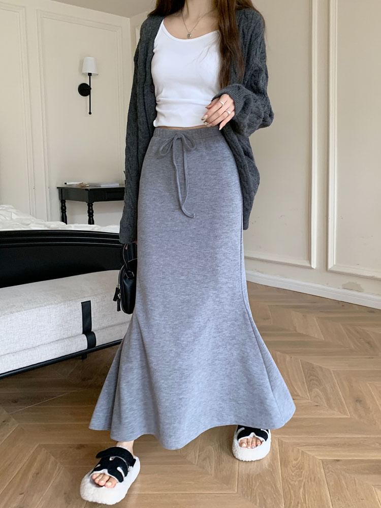 Drawstring Waist Maxi Fishtail Skirt in Solid Color