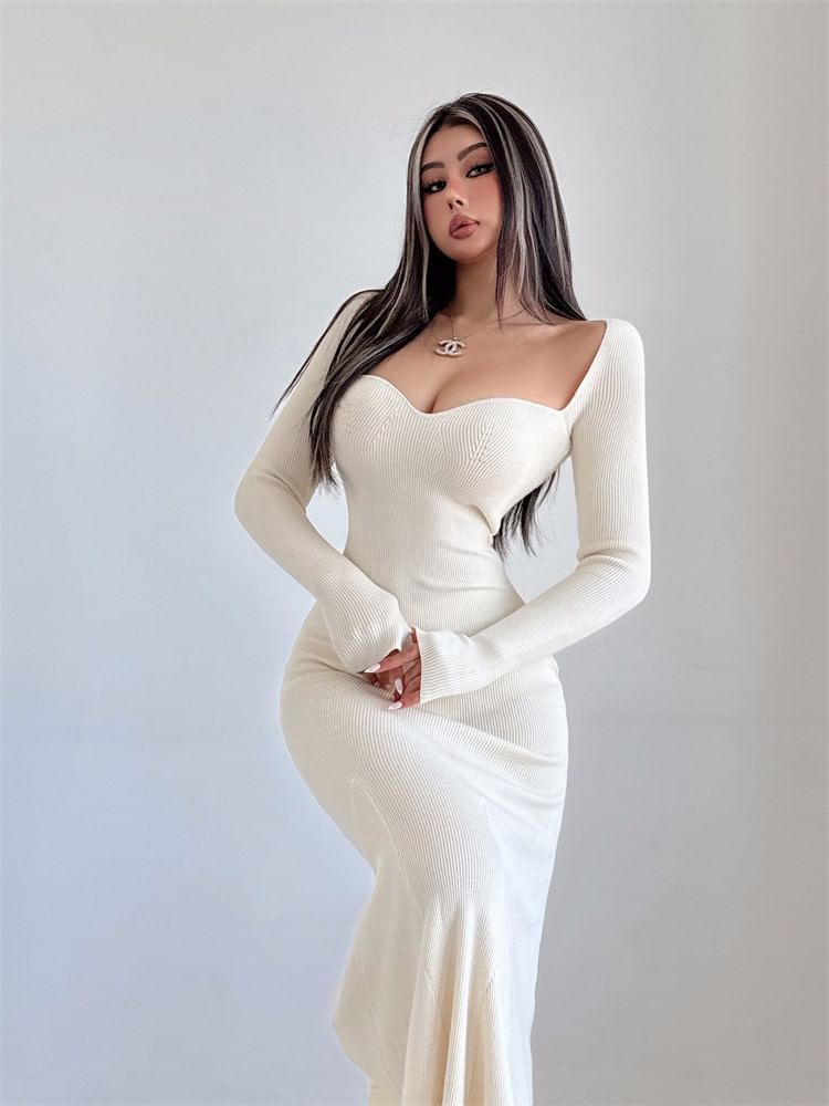 Long-Sleeve Sweetheart Neckline Plain Maxi Sheath Dress