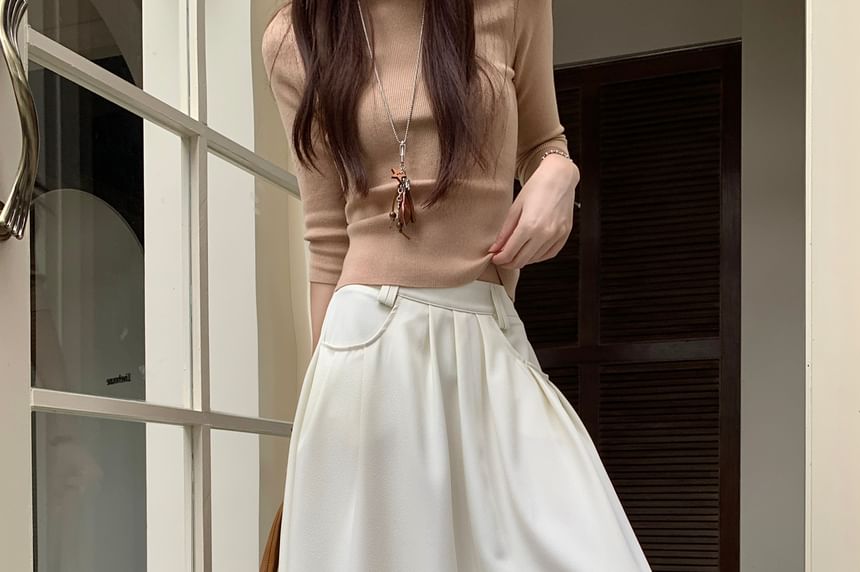 High-Rise Pleated Maxi A-Line Skirt in Solid Color