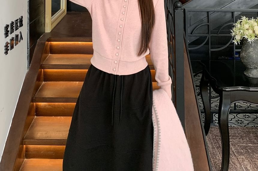 Crew Neck Button-Up Plain Crop Cardigan / High Waist Midi A-Line Skirt