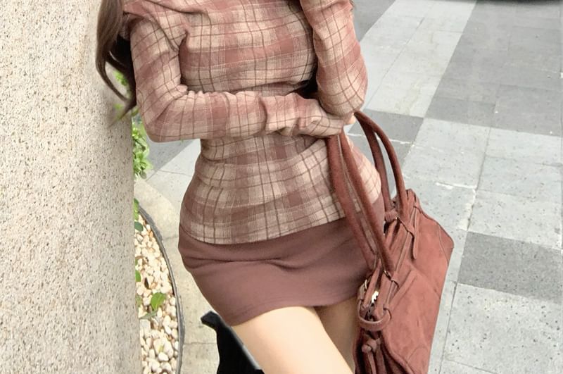 Off-Shoulder Plaid T-Shirt and Mid-Rise Mini Pencil Skirt Set