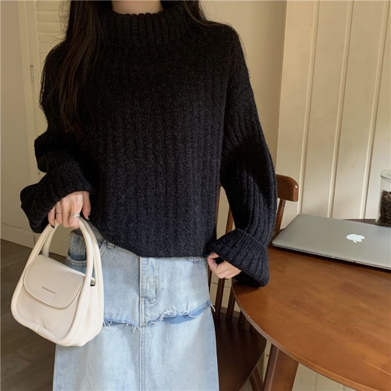Ribbed Knit Turtleneck Pullover