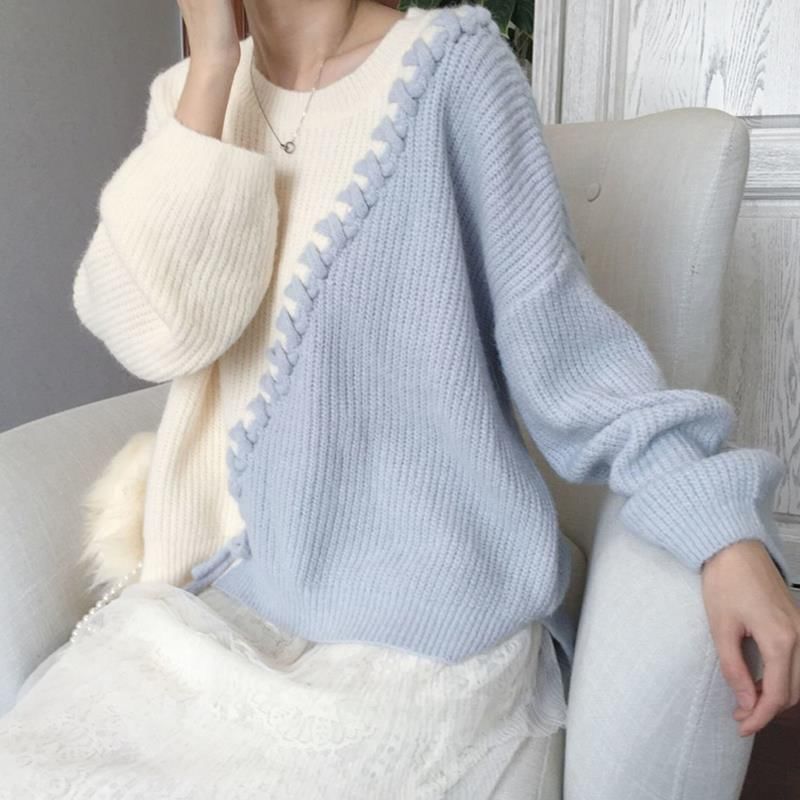 Two-Tone Lace-Up Round Neck Knitwear