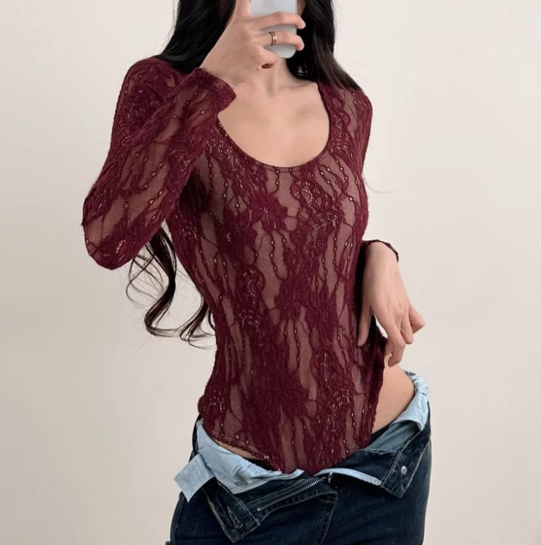 Lace Trim Scoop Neck Long-Sleeve Bodysuit