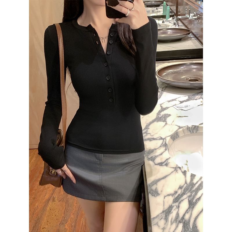 Half-Button Crew-Neck Slim-Fit Long-Sleeve Tee