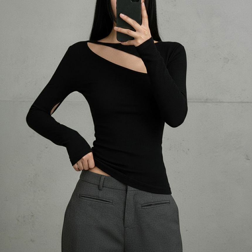 Cut-Out Slim-Fit Long-Sleeve Solid Tee