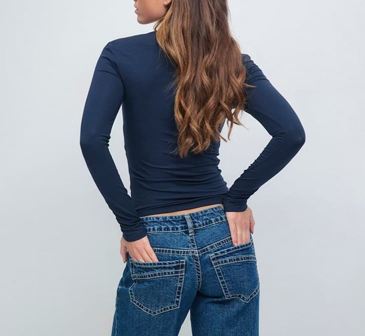 Lace Trim V-Neck Crop Top with Long Sleeves