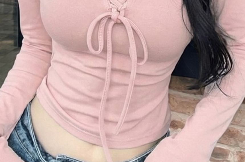 Lace-Up V-Neck Crop Top with Long Sleeves and Slim Fit